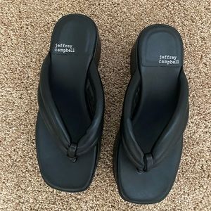 luau platform flip flop